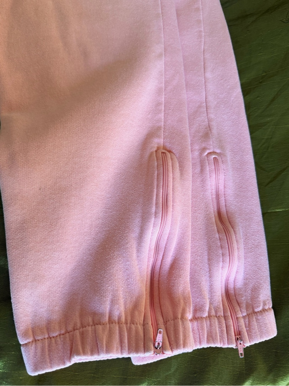 Le Coq Sportif Pink Sweatshirt with Aqua V-Inset - Picture 10 of 12